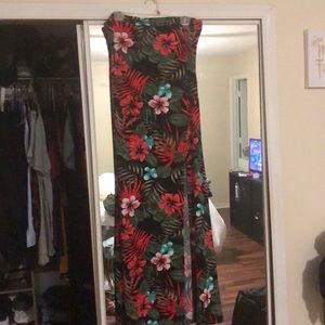 Spring strapless dress